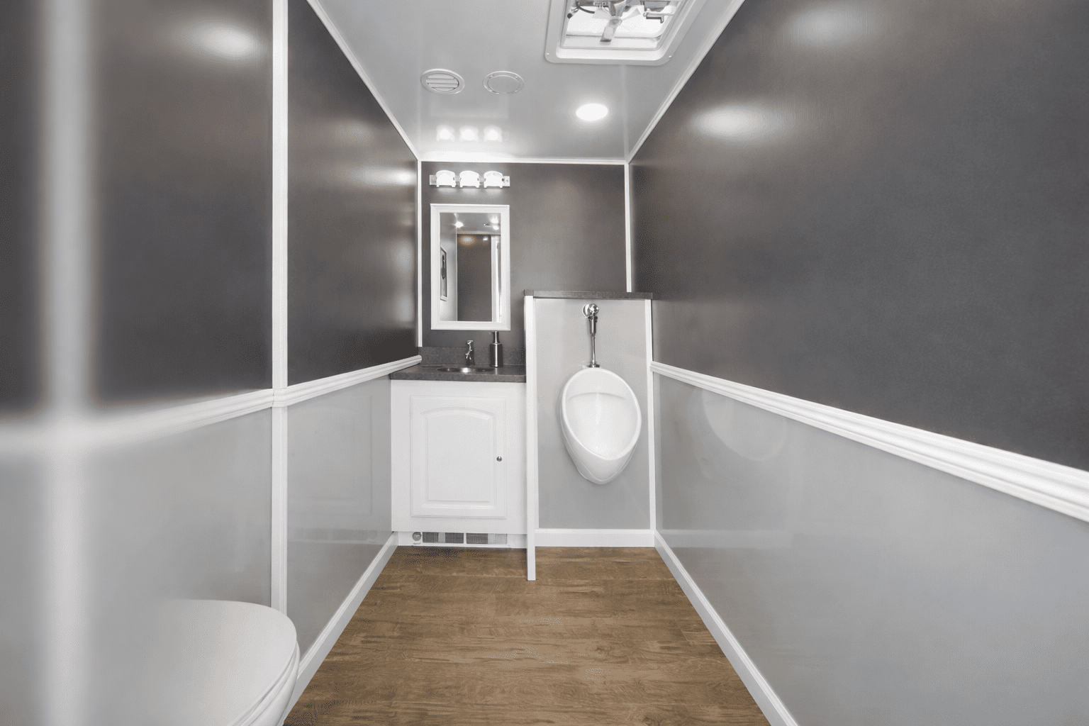 Restroom Trailer for Event