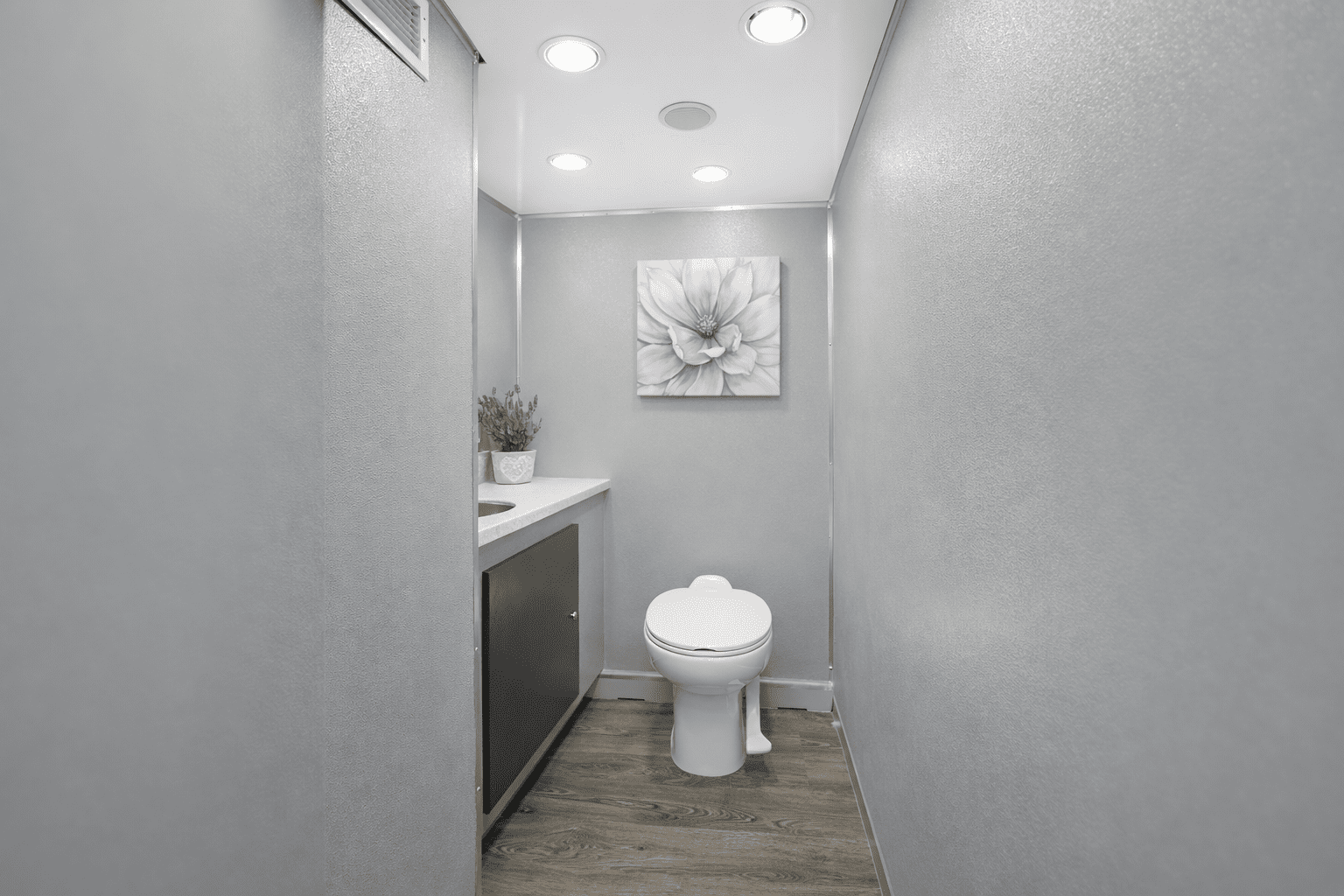 Luxury Restroom Trailer